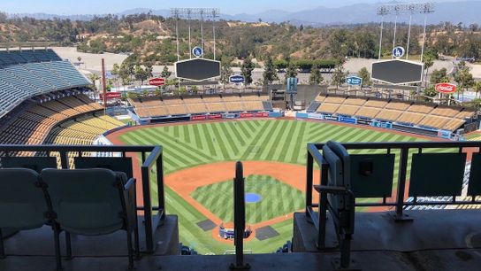 Final: Dodgers 2, Pirates 1 taken in Los Angeles (Live coverage)